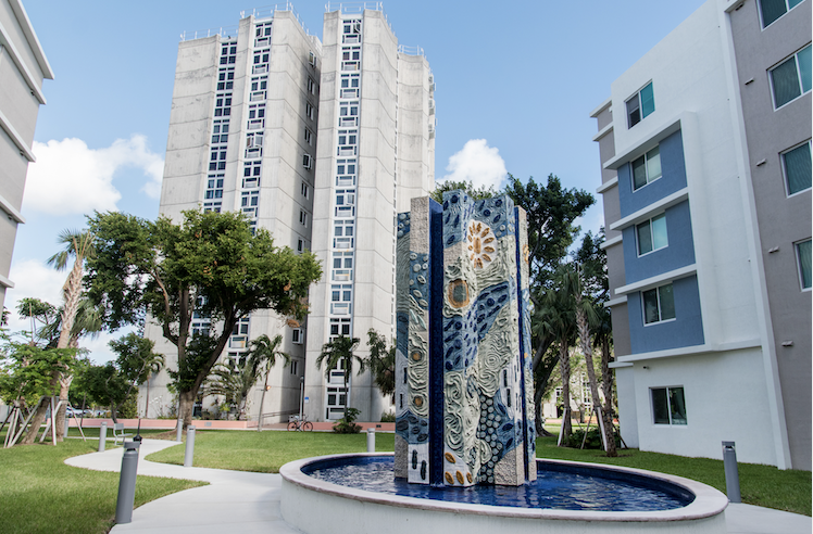 Cortada diatom fountain art